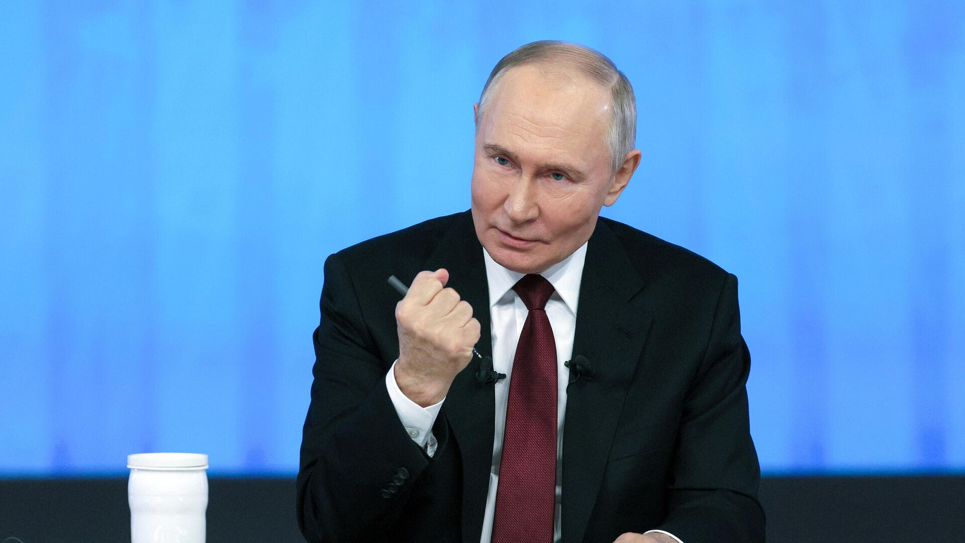Путин выразил уверенность в успехе проекта двигателя ПД-35 Путин выразил уверенность в успехе проекта двигателя ПД-35