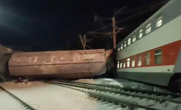 Пять человек получили тяжелые травмы при ЧП с поездом в Мурманской области