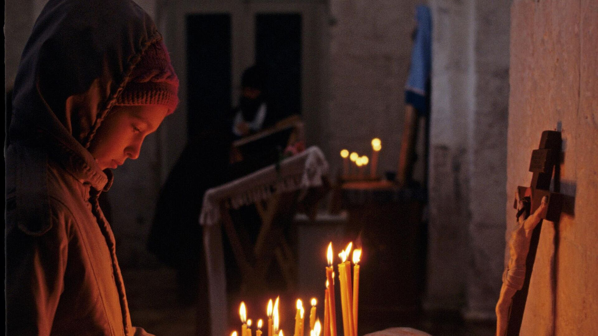 Митрополит рассказал о вандализме против русских храмов в ЕС