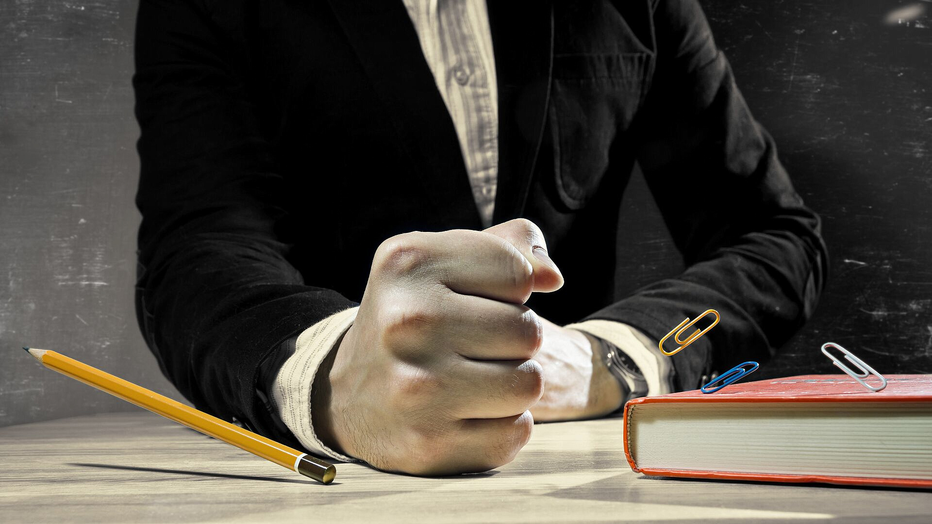 В Челябинске школьников отправят в спеццентр после сообщений о насилии