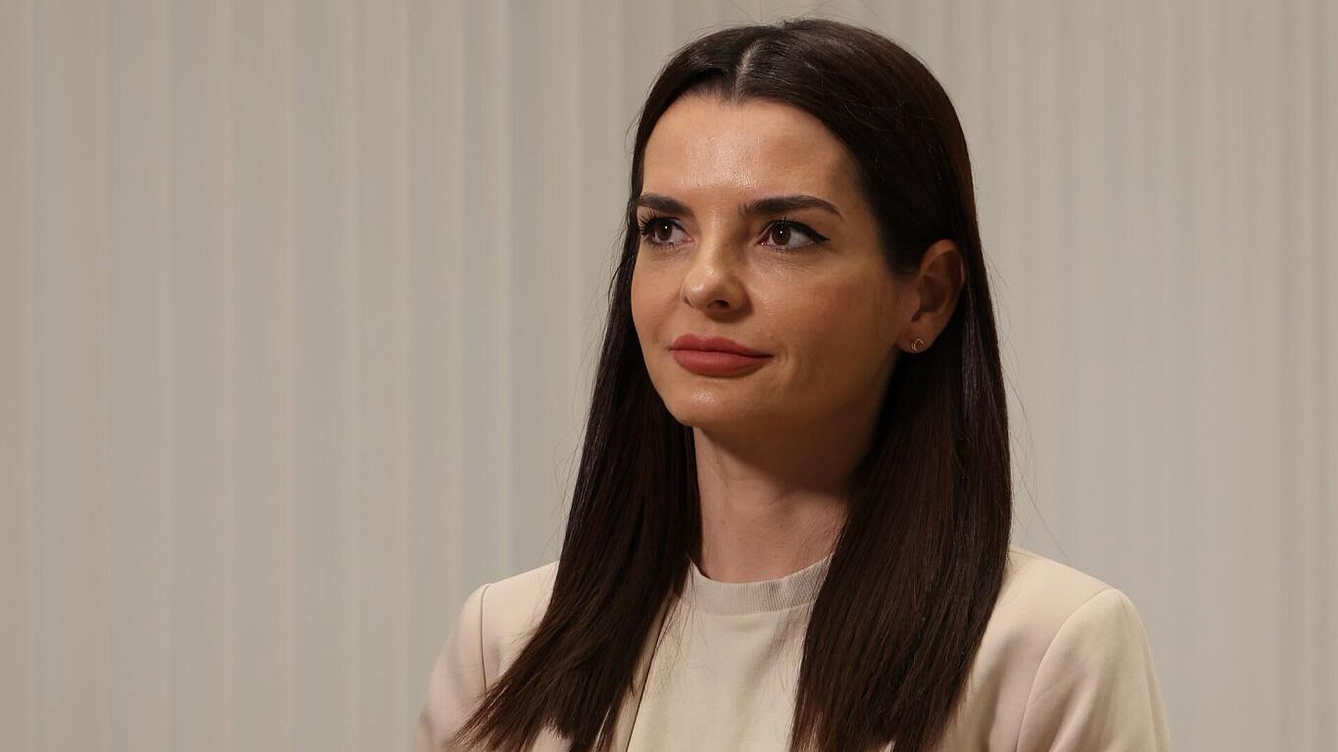 ����� �������� ������� � ������������ ��������