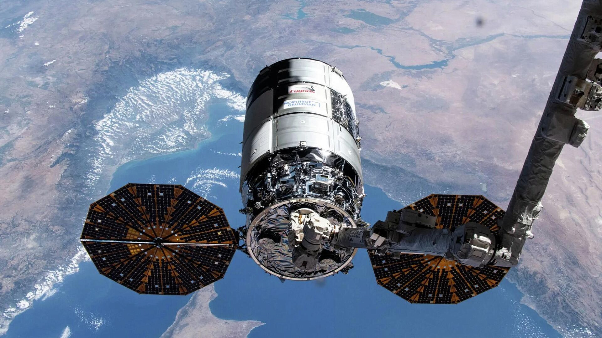 США запустили космический грузовик Cygnus XL к МКС