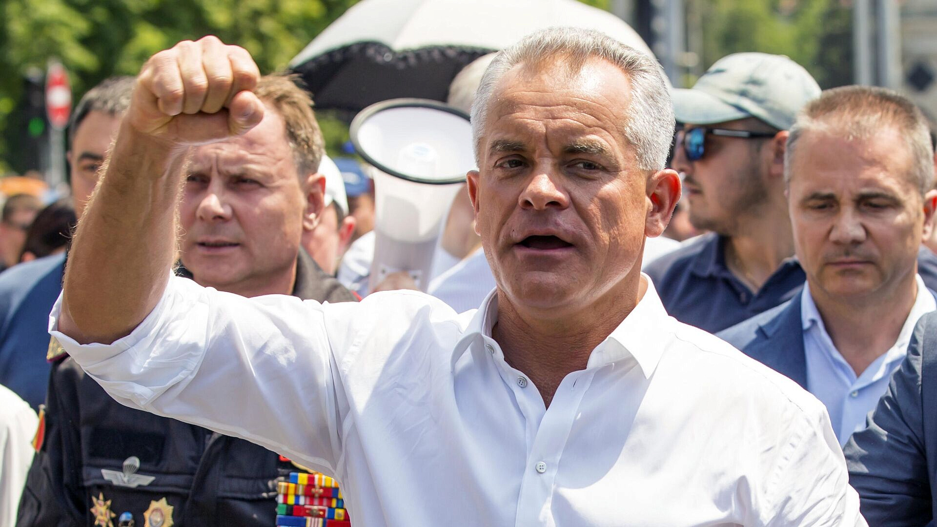 Греция выдала ордер на арест олигарха Плахотнюка