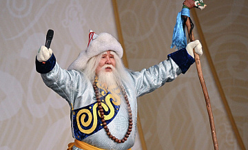 Бурятский Дед Мороз рассказал, к кому обращаться с просьбами о замужестве