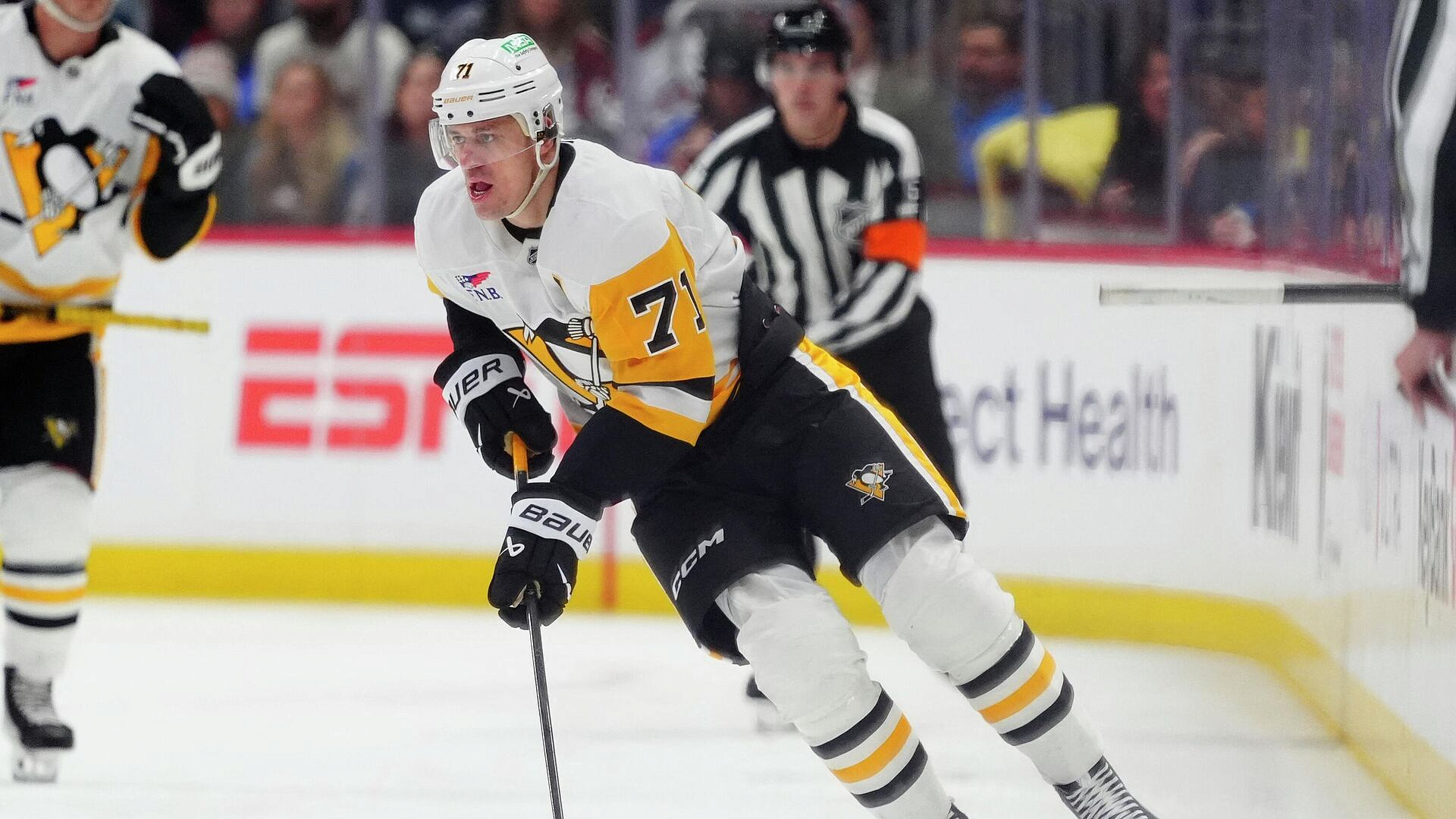 Кросби и Малкин из "Питтсбурга" не сыграют в матче НХЛ против "Вашингтона"