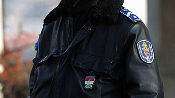 Венгерская полиция обеспечит безопасность у участков в день выборов