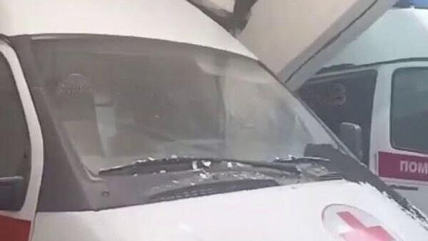 В гараже скорой помощи в Качканаре рухнула крыша