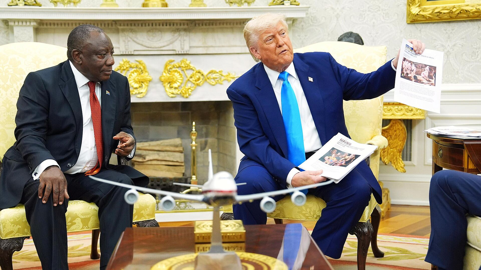 Встреча Рамафосы с Трампом нанесла серьезный ущерб имиджу ЮАР, пишет FT