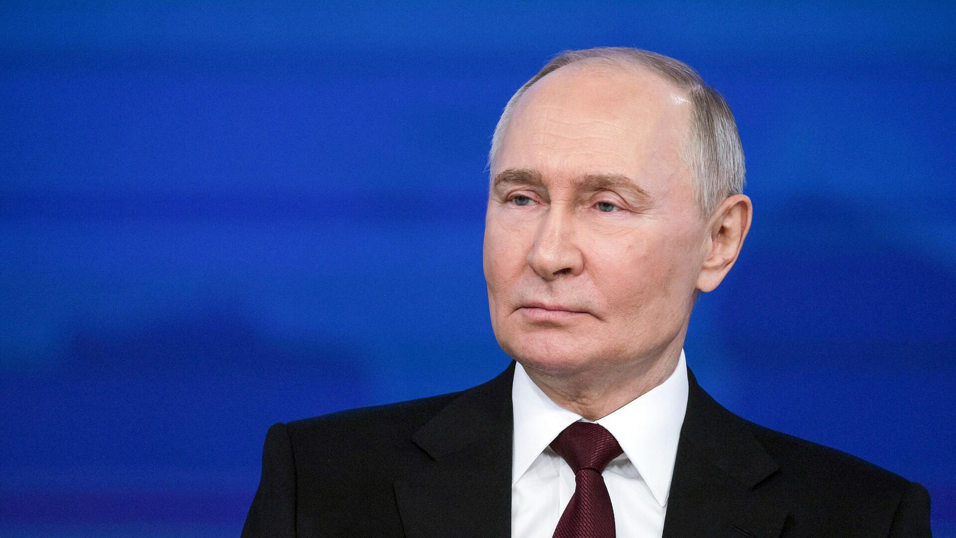 Путин приехал на концерт в честь годовщины снатия блокады Ленинграда