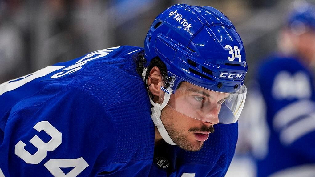 Выбывший до конца сезона НХЛ капитан "Торонто" успешно перенес операцию