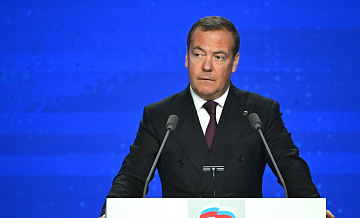 Медведев назвал угрозу применения ядерного оружия реальной
