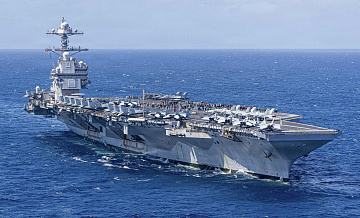 На авианосце США "Джеральд Р. Форд" вспыхнул пожар, два человека пострадали