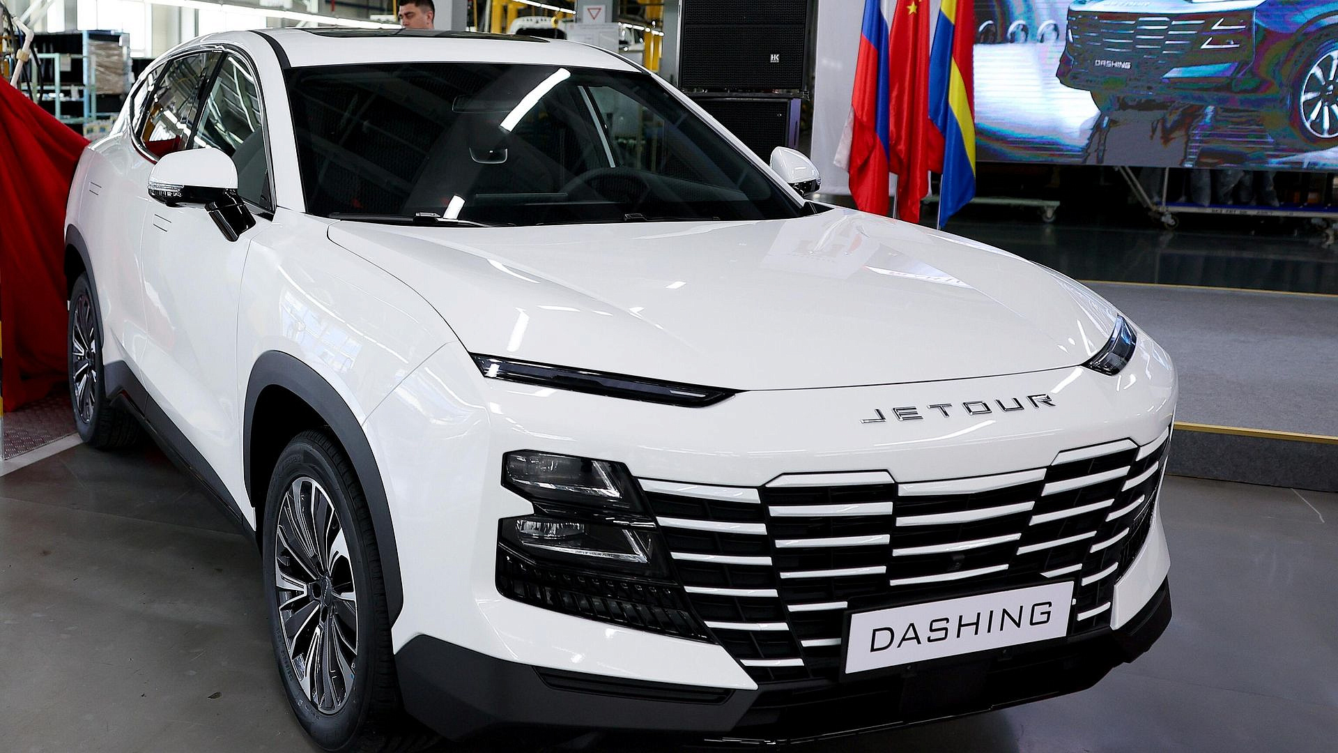 Jetour подтвердил проблему с панорамной крышей у партии моделей Dashing