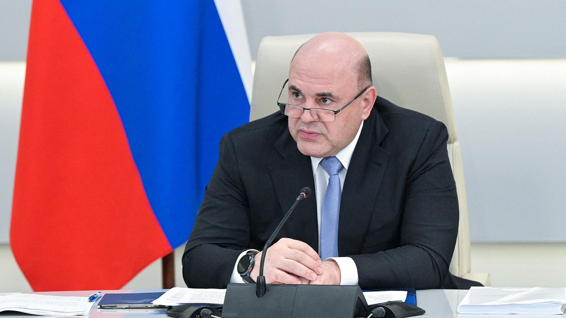 Мишустин призвал ускорить модернизацию ТЭС и строительство новых АЭС