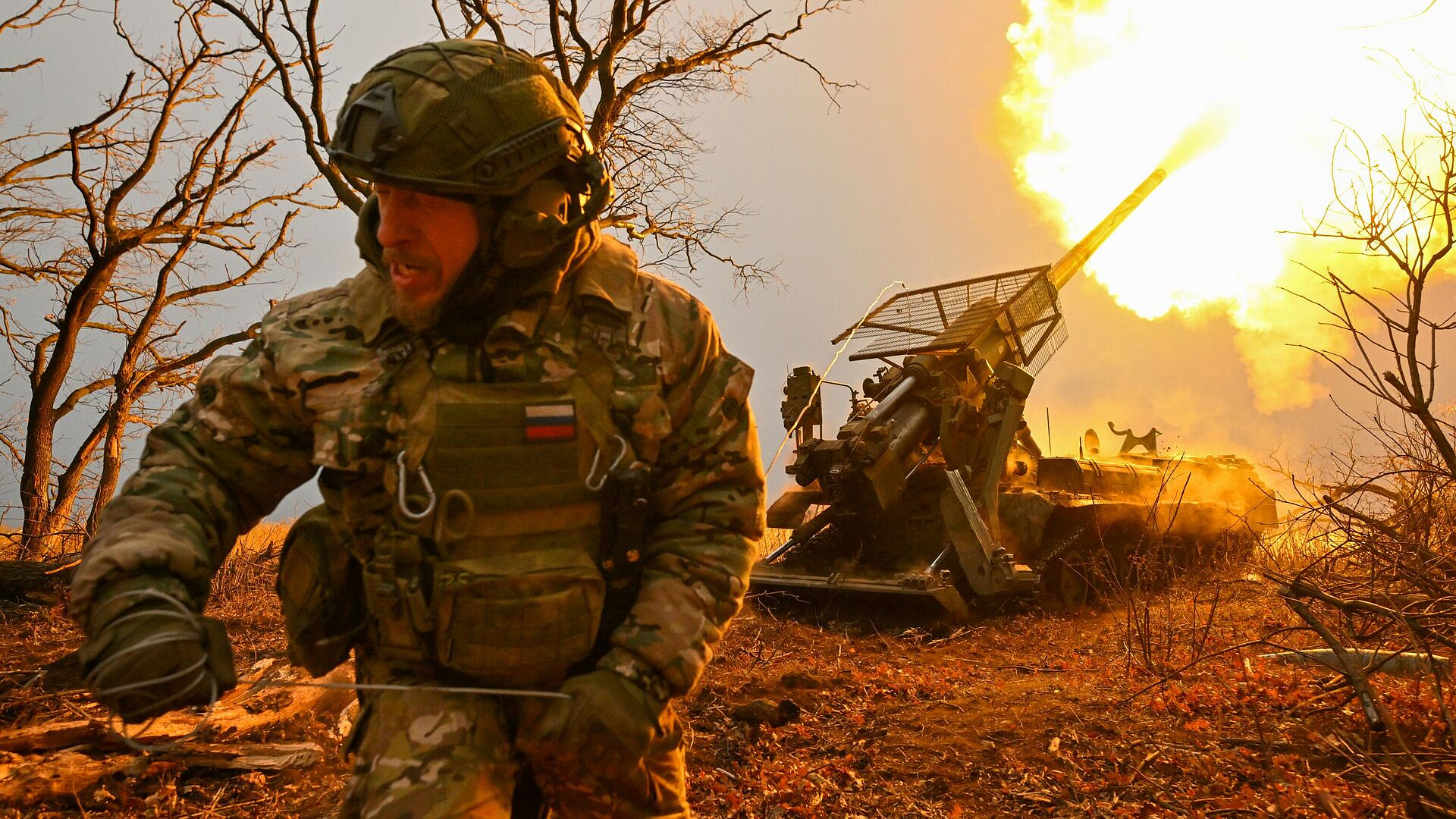 Бойцы "Юга" поразила 45 блиндажей и укрытий с боевиками ВСУ в Донбассе