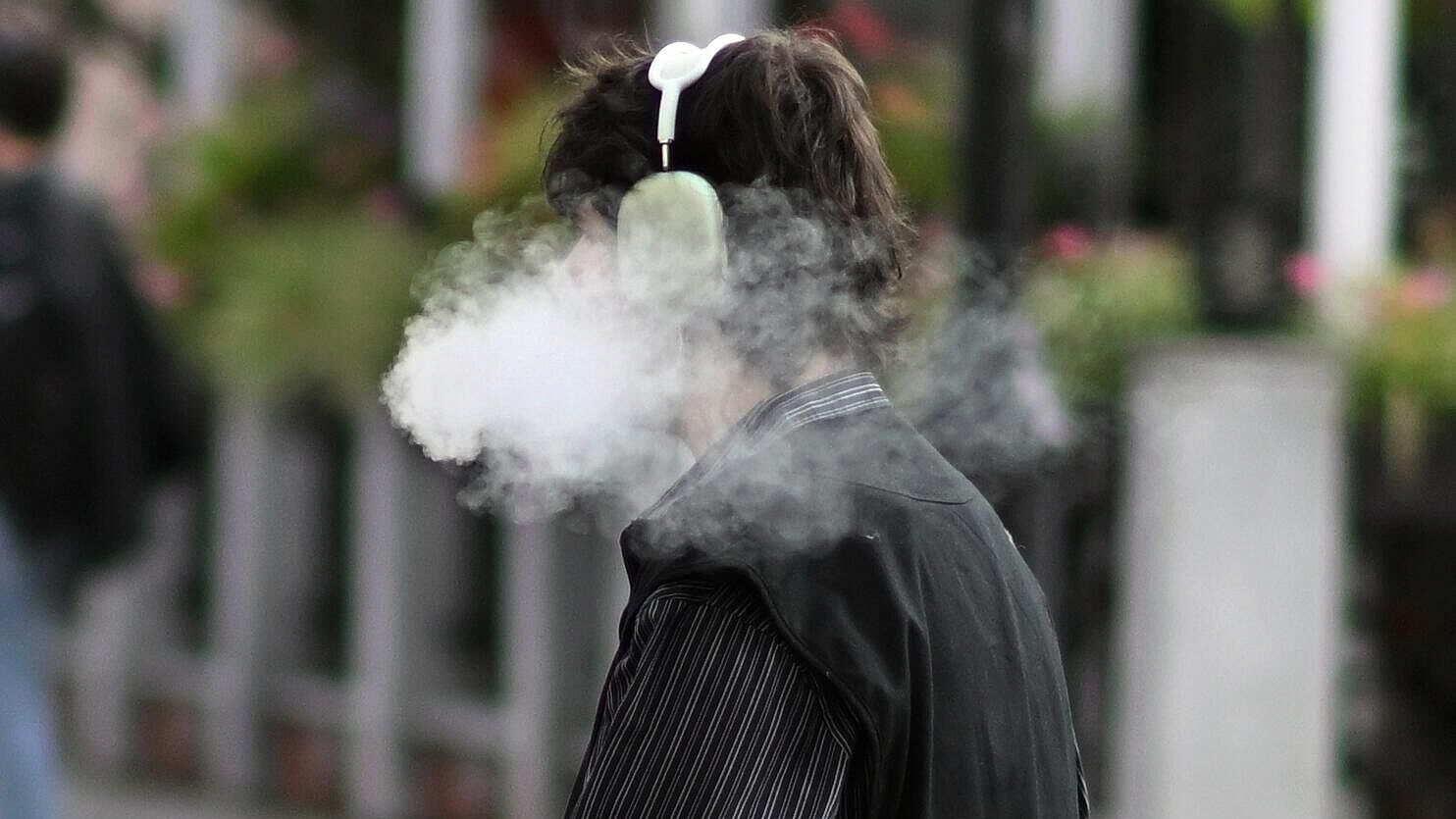 В Минздраве рассказали о новой опасности электронных сигарет