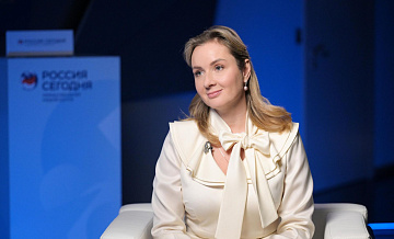 Львова-Белова предупредила о склонении подростков к псевдорелигии