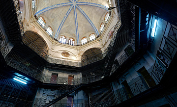 Пиотровский оценил приспособление "Крестов" под общественное пространство