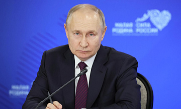 Путин поддержал идею передать в регионы решения об охране объектов культуры