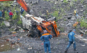 Пассажиры сорвавшегося в обрыв автобуса в Якутии возвращались домой