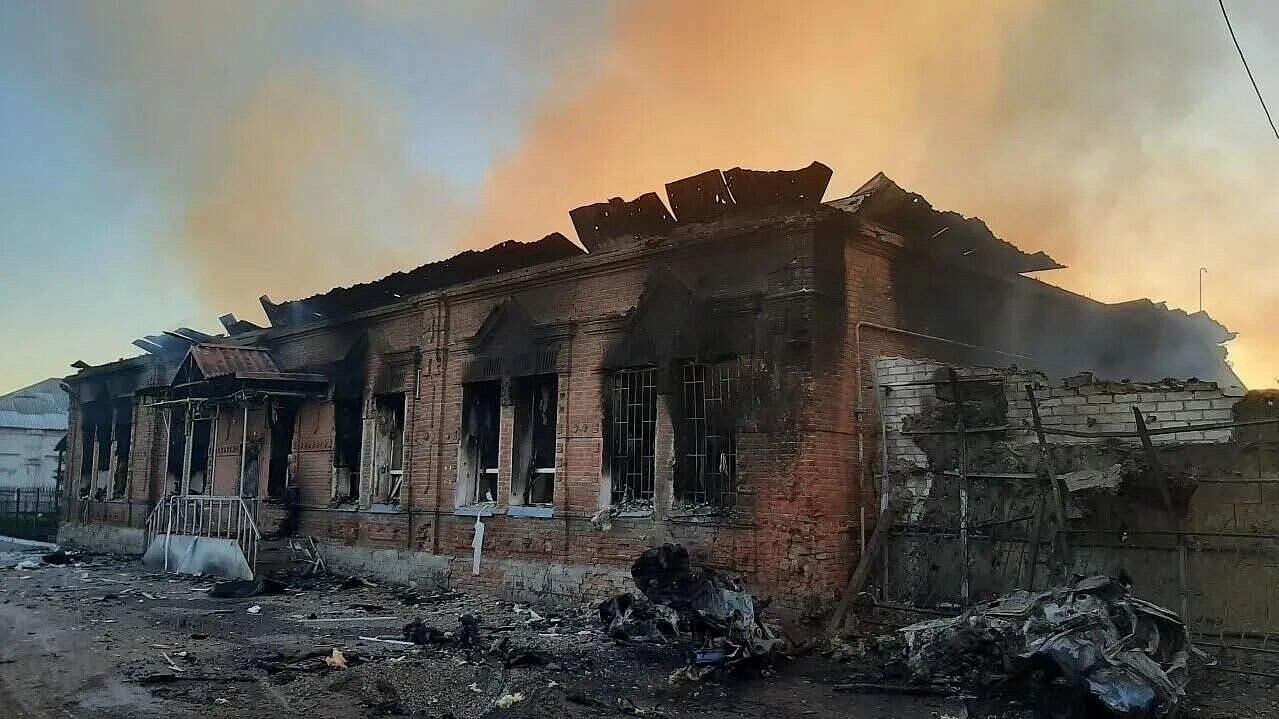 Пострадавшие при ударе по колледжу в ЛНР хотят достучаться до спонсоров ВСУ