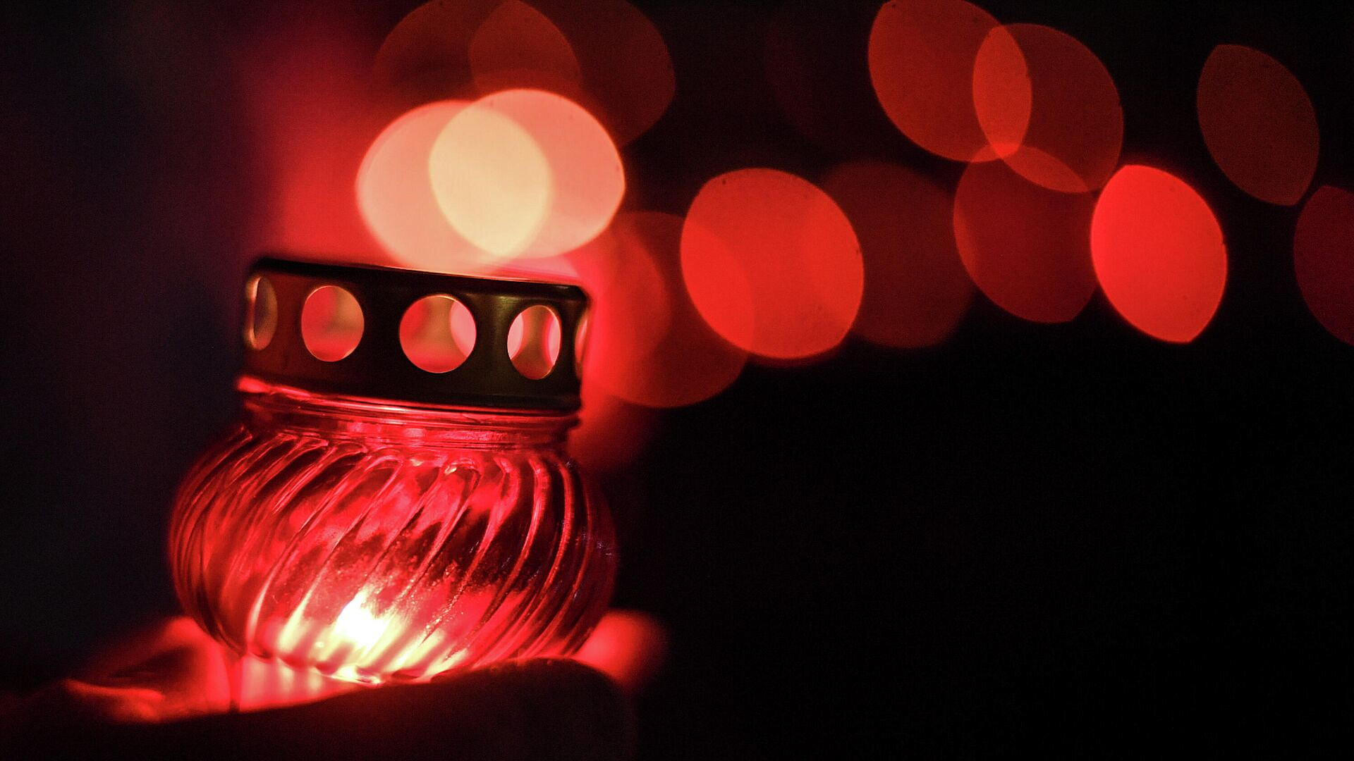 Опрос показал отношение россиян к Дню святого Валентина