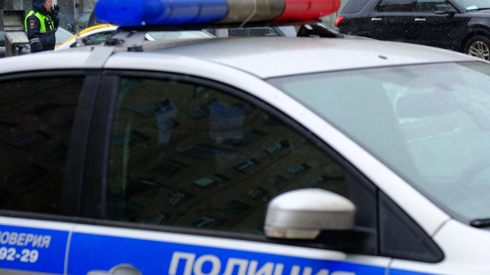 Около ЖК "Алые паруса" в Москве нашли тело мужчины