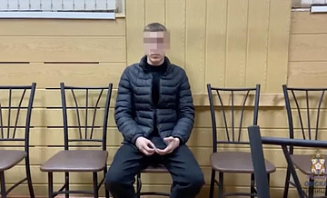 В Омске школьник на машине сбил девочку и скрылся с места ДТП