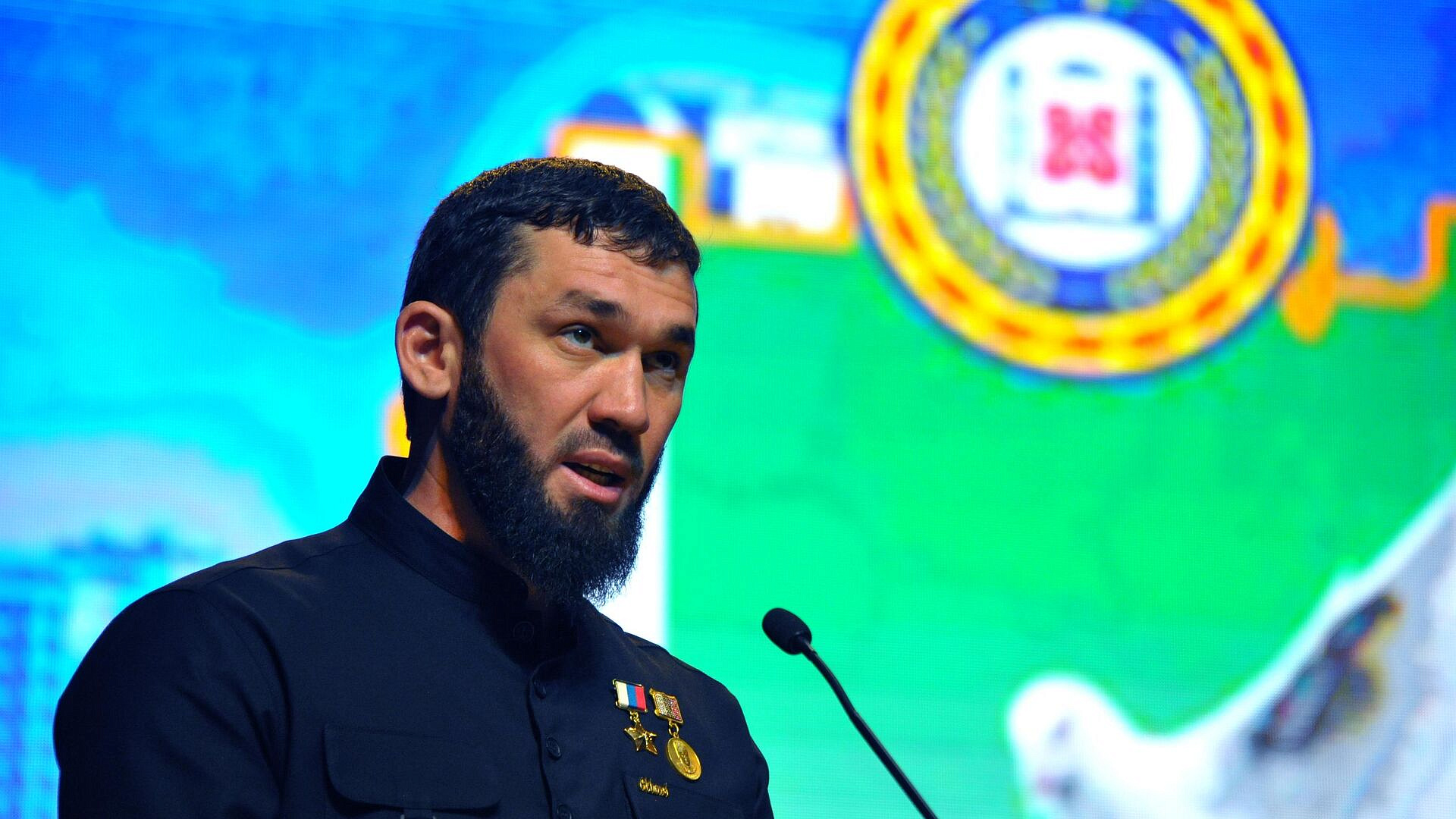 Спикер парламента Чечни досрочно сложил полномочия