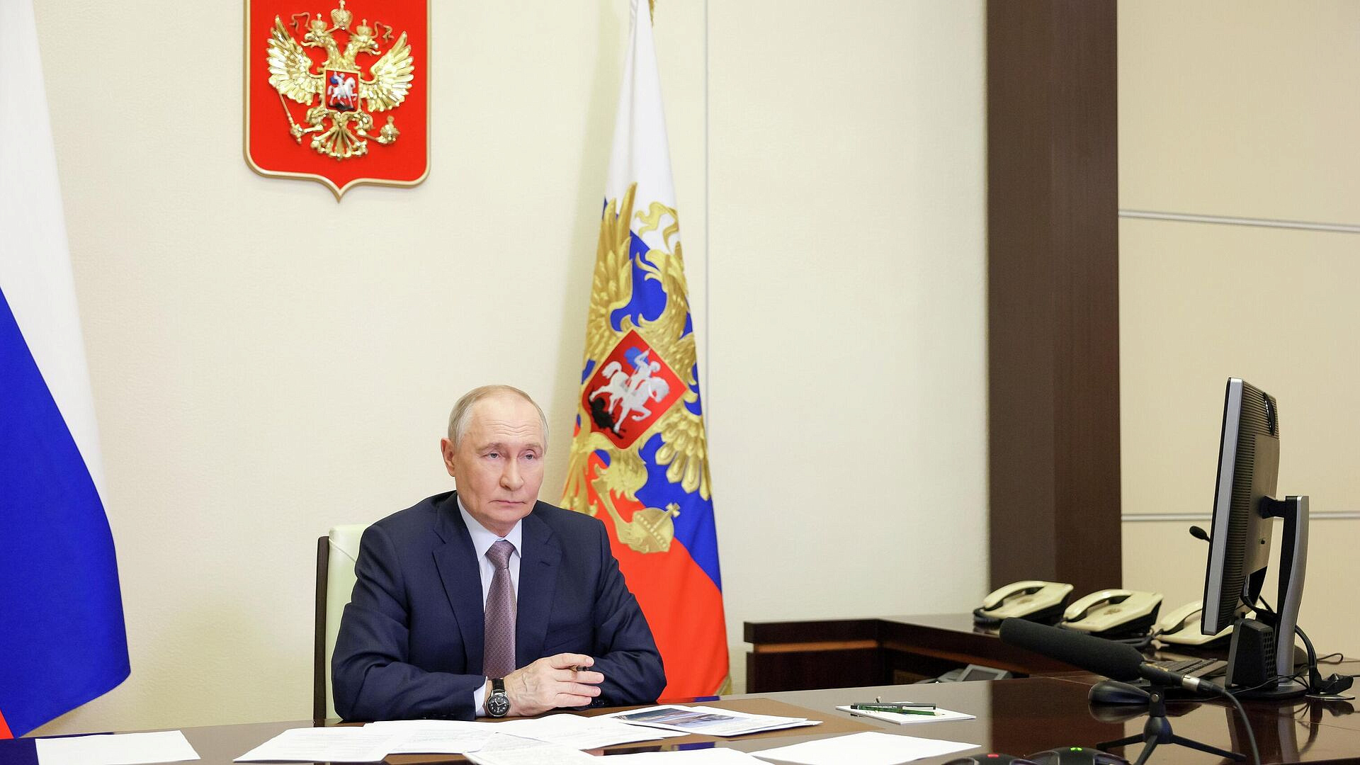 Путин рассказал, что численность ненцев приближается к 50 тысячам