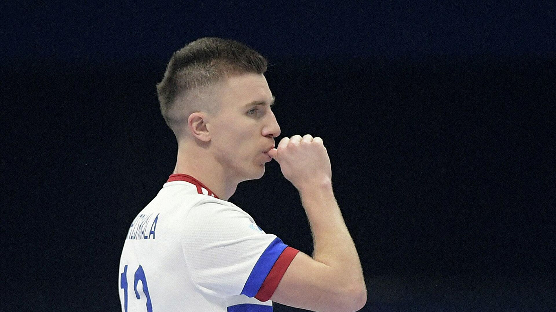 Чишкала с флагом отпраздновал победу в футзальной Лиге чемпионов