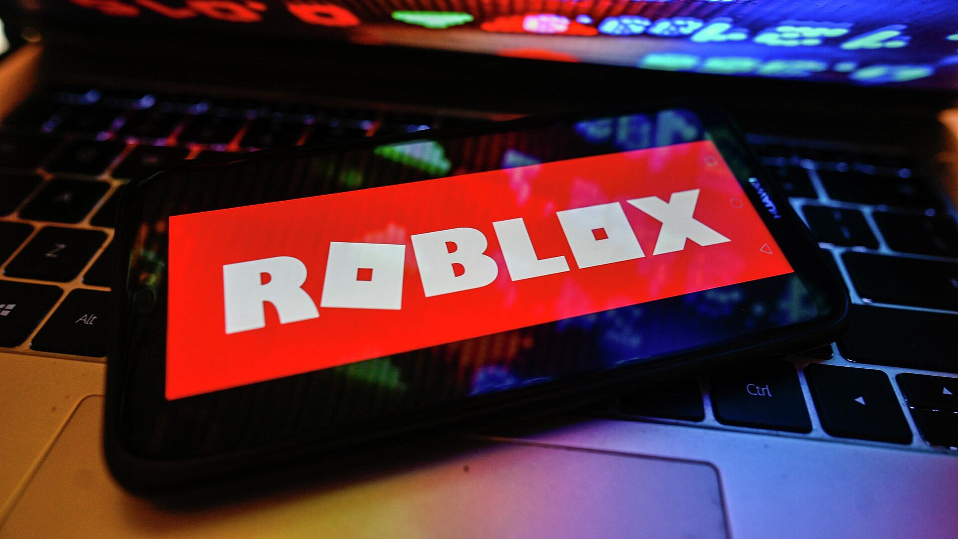 МВД сообщило о схеме мошенничества с помощью детей