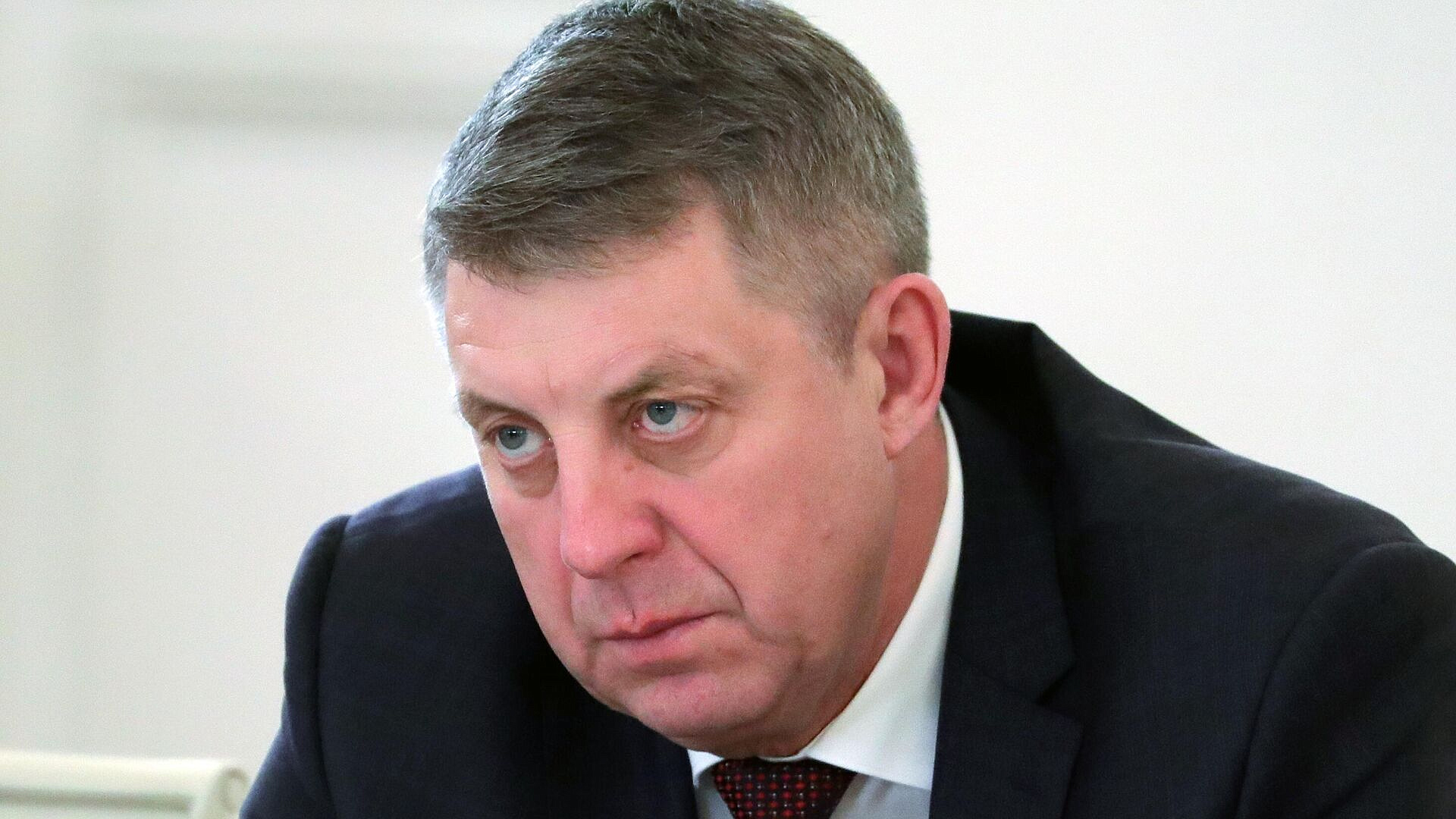 Жизни пациентов в больницах Брянска ничего не угрожает, сообщил Богомаз