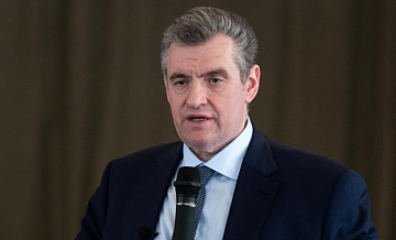 Слуцкий поздравил Путина с победой на выборах президента России