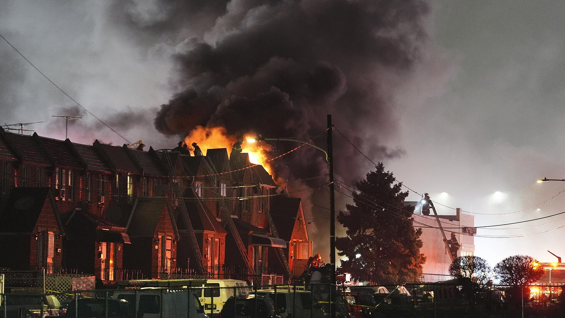 СМИ: баллоны с кислородом могли стать причиной авиакатастрофы в Филадельфии