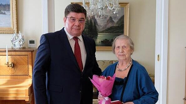 ������� � ��������� ��������� ������� ��������� ������ � 80-����� ������