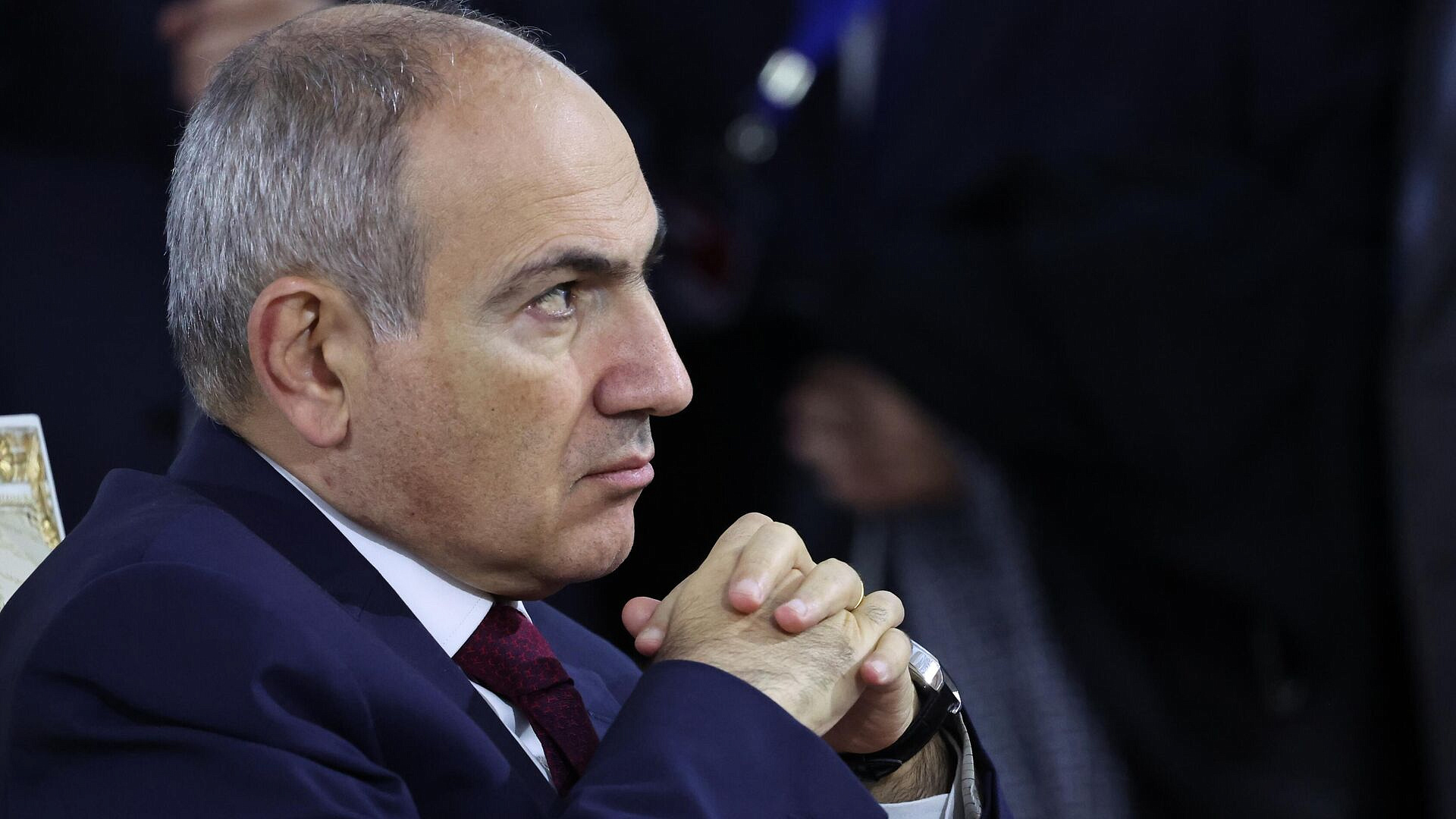 Статус Армении в ЕАЭС может обсуждать только сама страна, заявил Пашинян