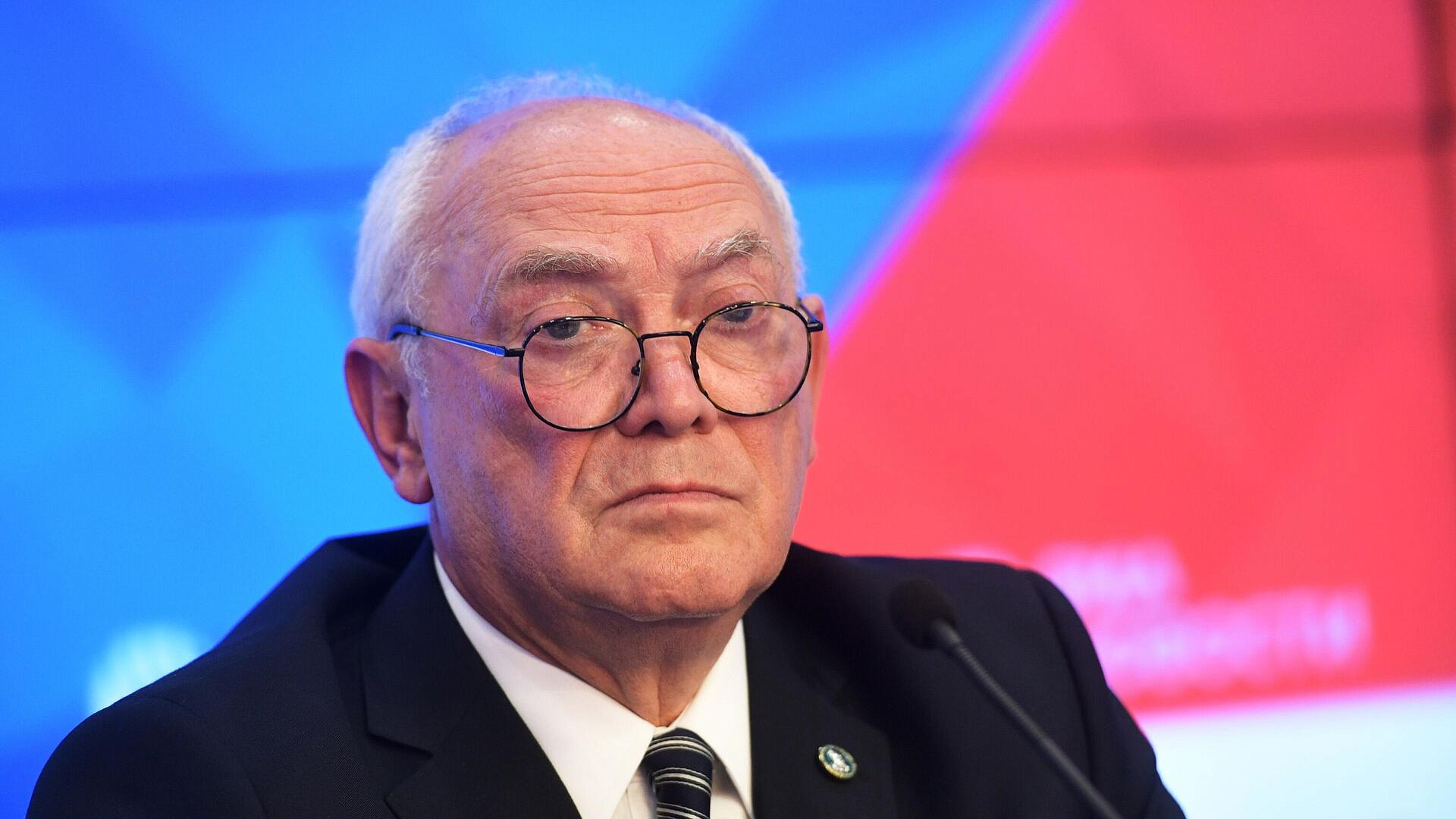 ������� ��������� �� ������������ �������������� ����������� � �����