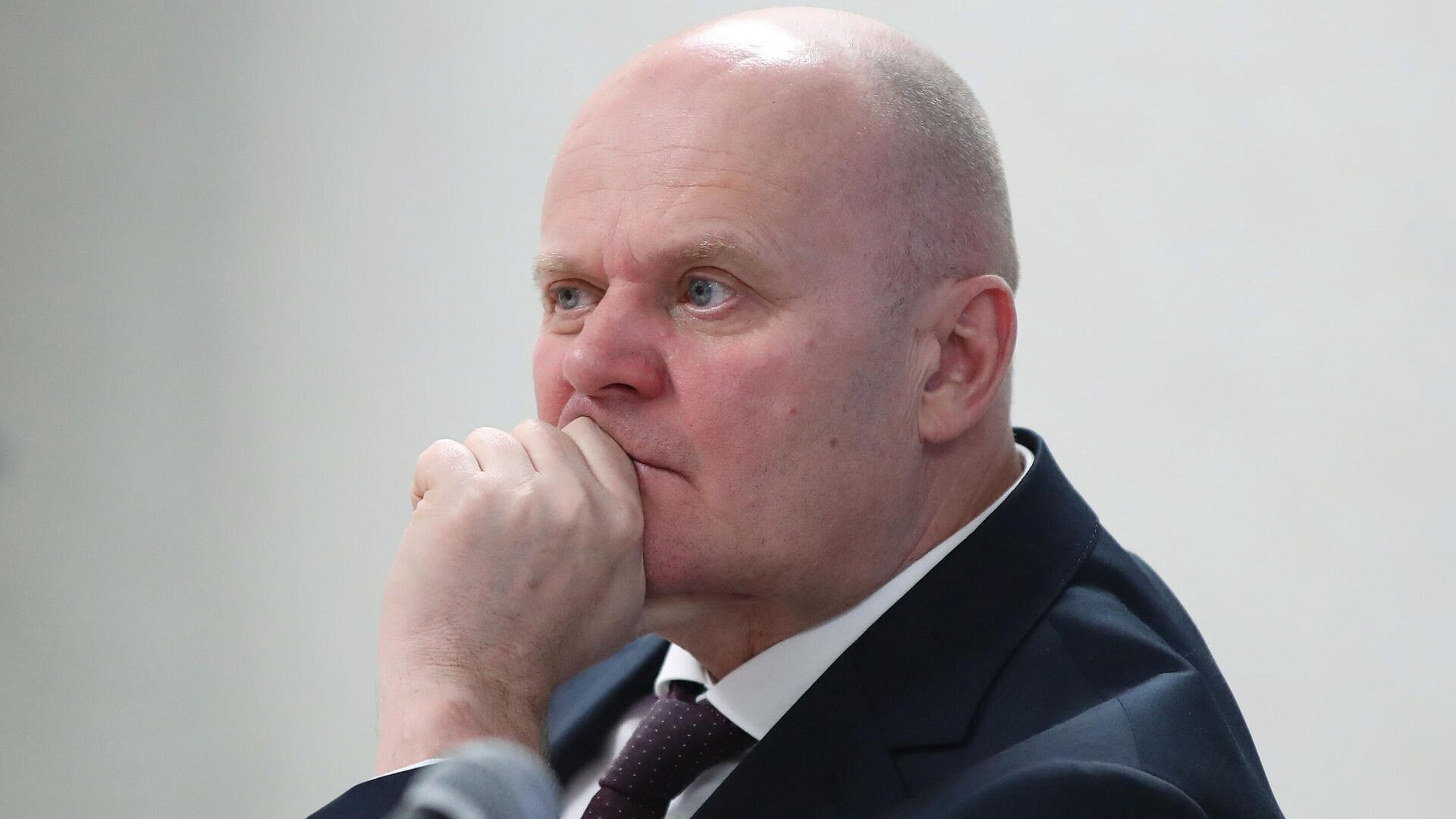 ЕР приостановила членство задержанного мэра Красноярска