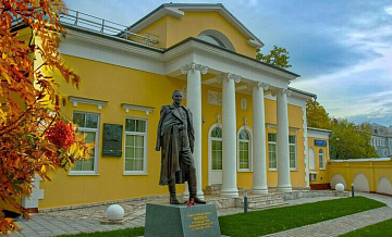 Наркокартели интересуются украинским "черным рынком" оружия, заявили в СВР