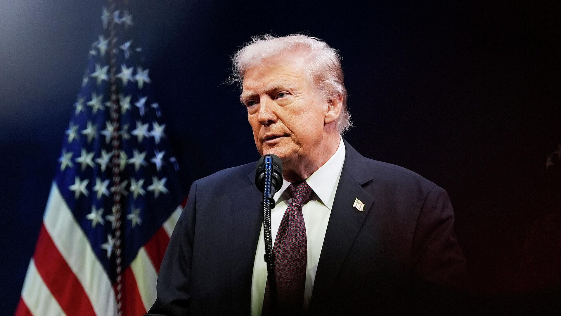 Трамп заверил Навроцкого, что оставит в Польше американские войска