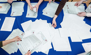 В ЛНР закрылись участки для голосования