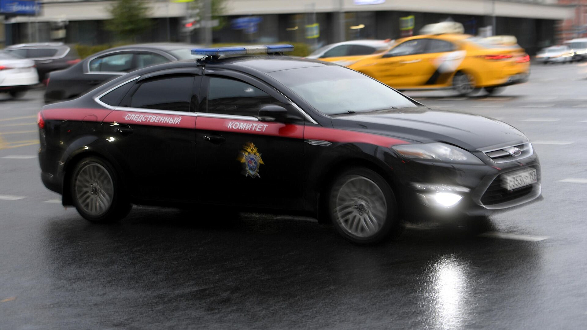 В Подмосковье задержали подростков, нападавших на посетителей ТЦ