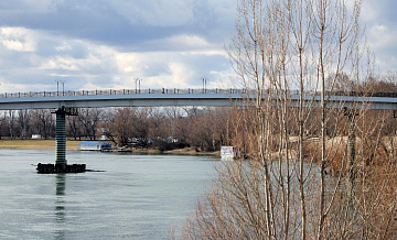 В Молдавии сообщили о новой волне разлива нефти на реке Днестр