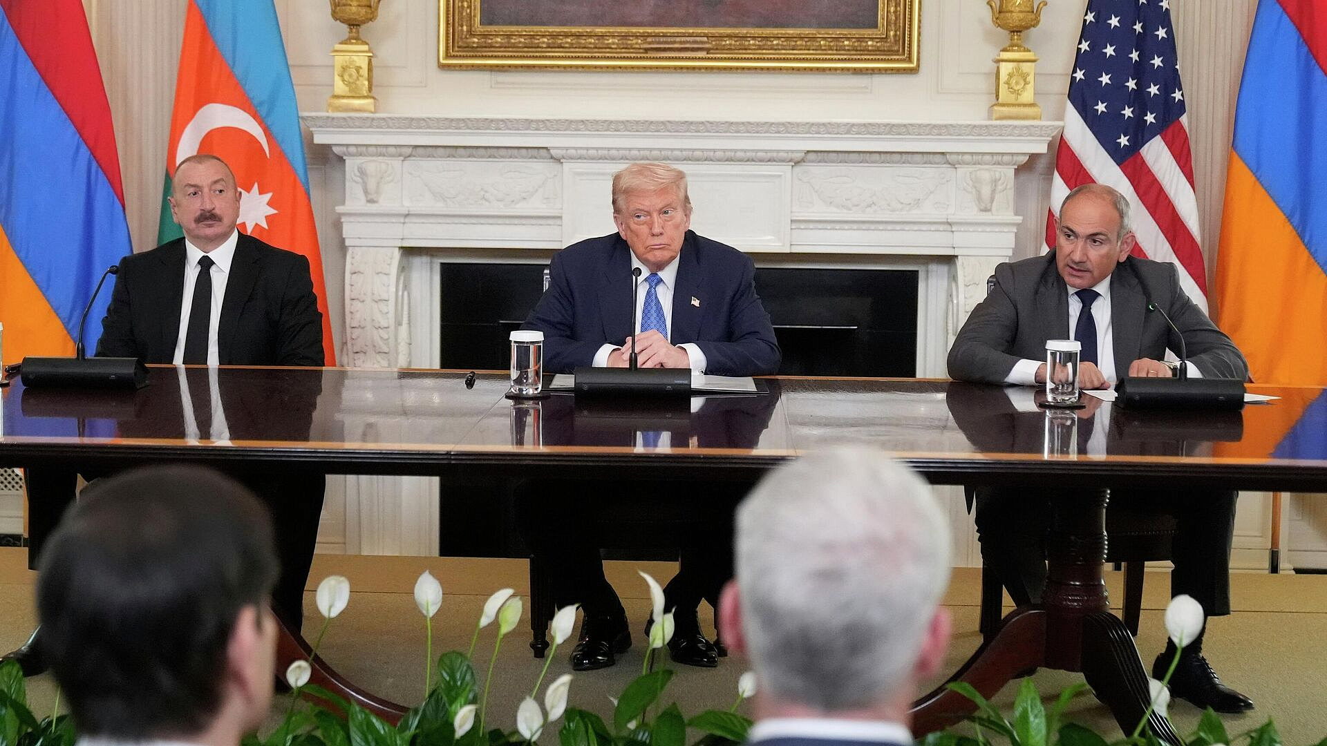 В КСИР заявили, что Алиев и Пашинян совершили ошибку, как и Зеленский