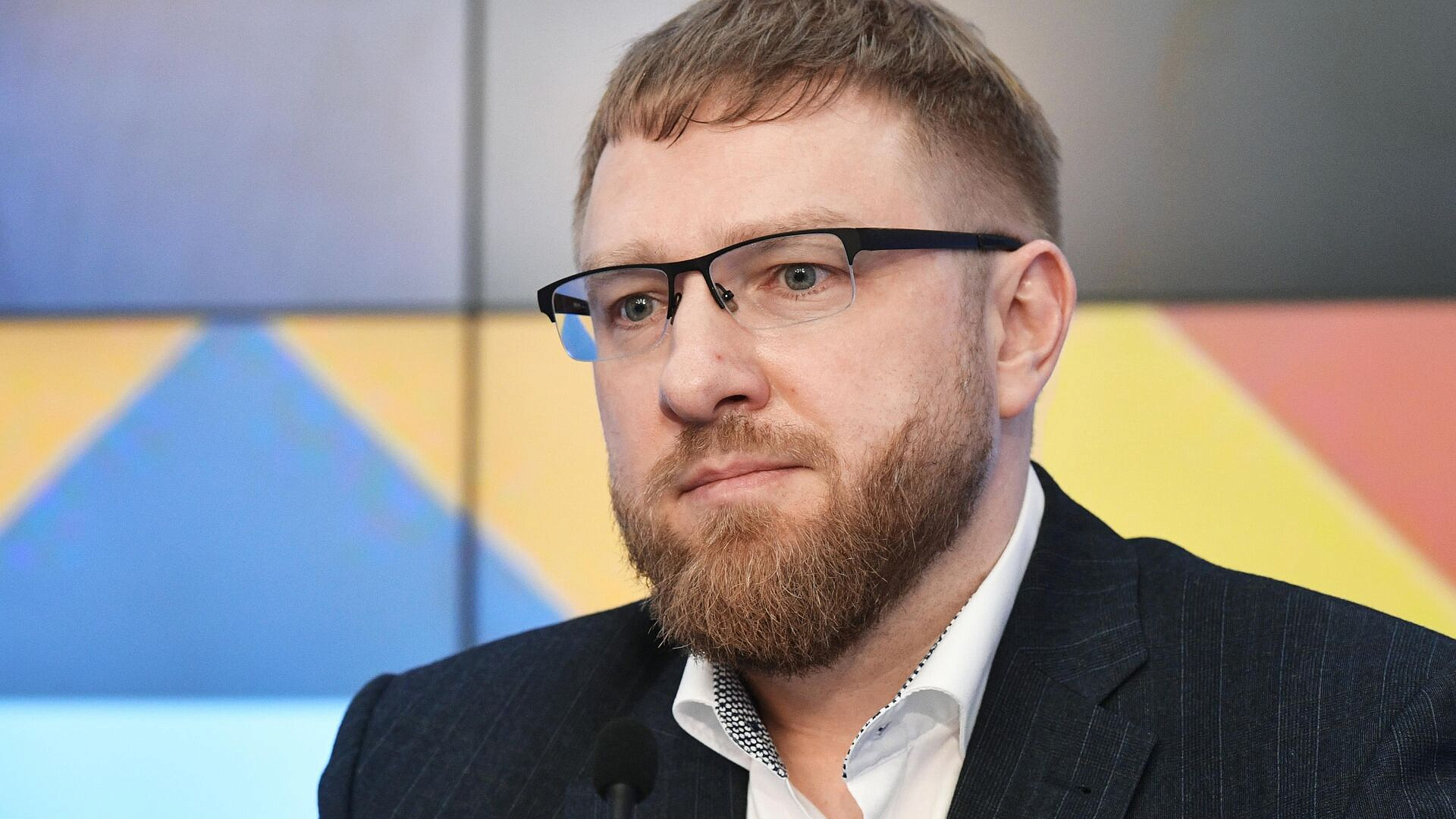 Журналист Малькевич представил книгу об уроженцах Херсонской области Журналист Малькевич представил книгу об уроженцах Херсонской области