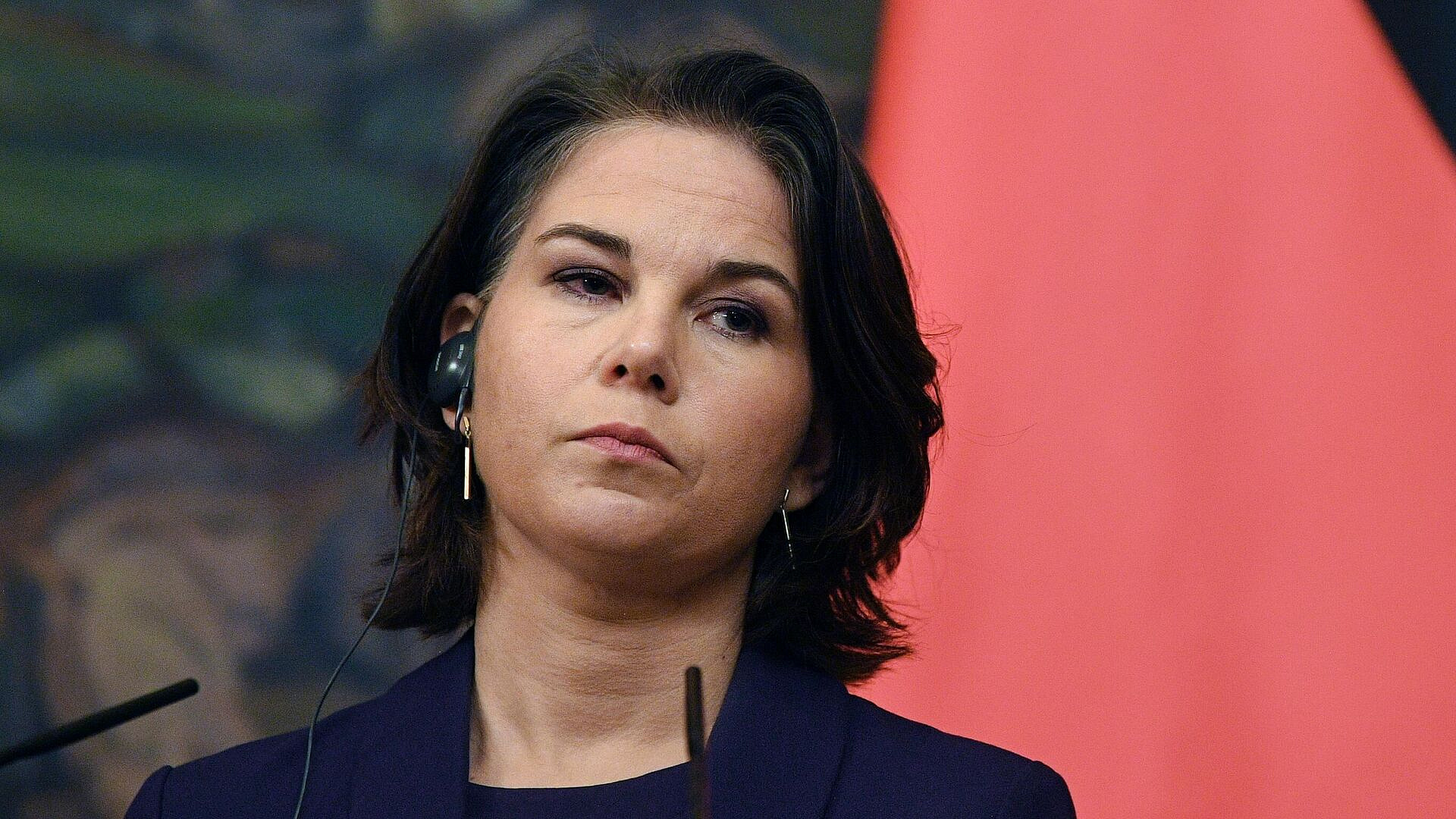 Бербок назвала необходимое условие для мира в Сирии