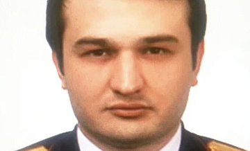 Экс-следователь Тамбиев попросил лишить его звания из-за дела о взятках
