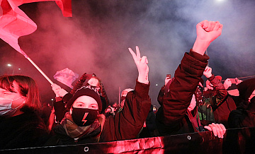 В Польше возобновились протесты против запрета абортов
