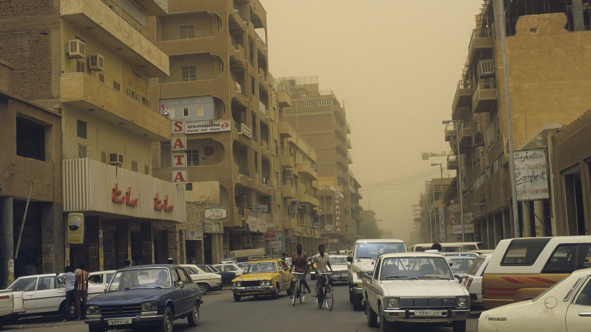 При крушении самолета в Судане погибли несколько военных и гражданских